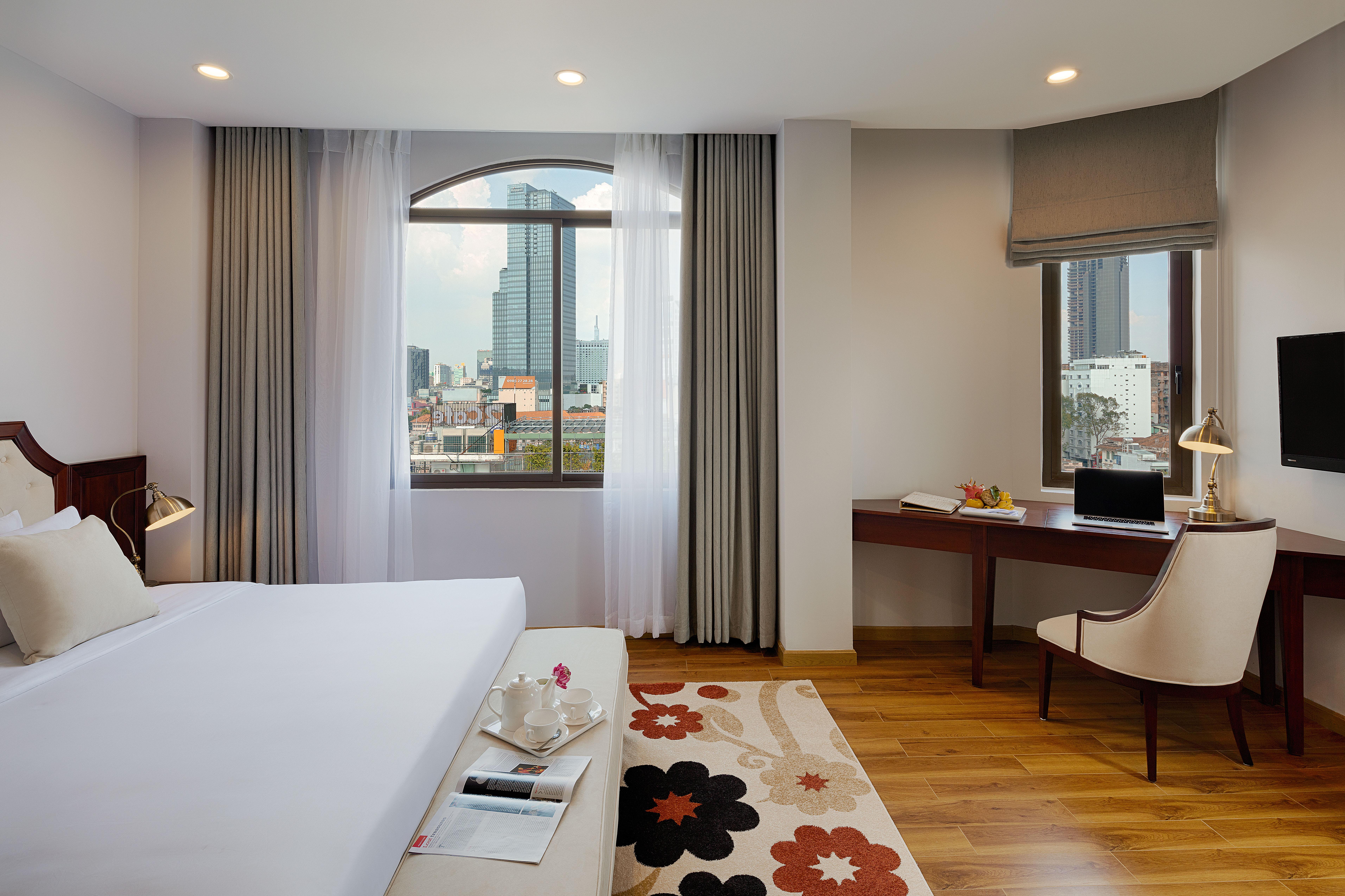 Lotus Central Hotel&SkyBar Ho Chi Minh-stad Buitenkant foto