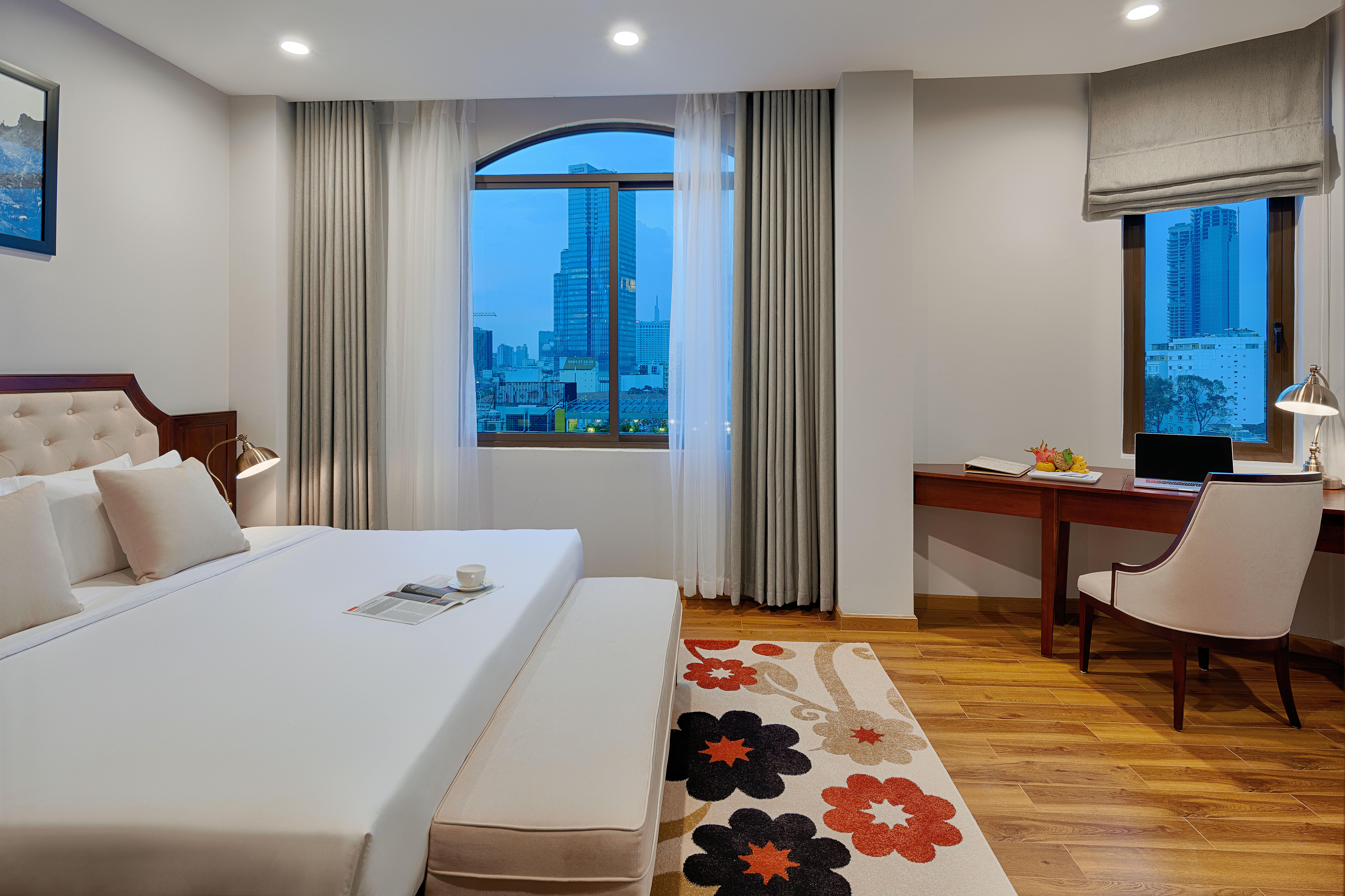 Lotus Central Hotel&SkyBar Ho Chi Minh-stad Buitenkant foto