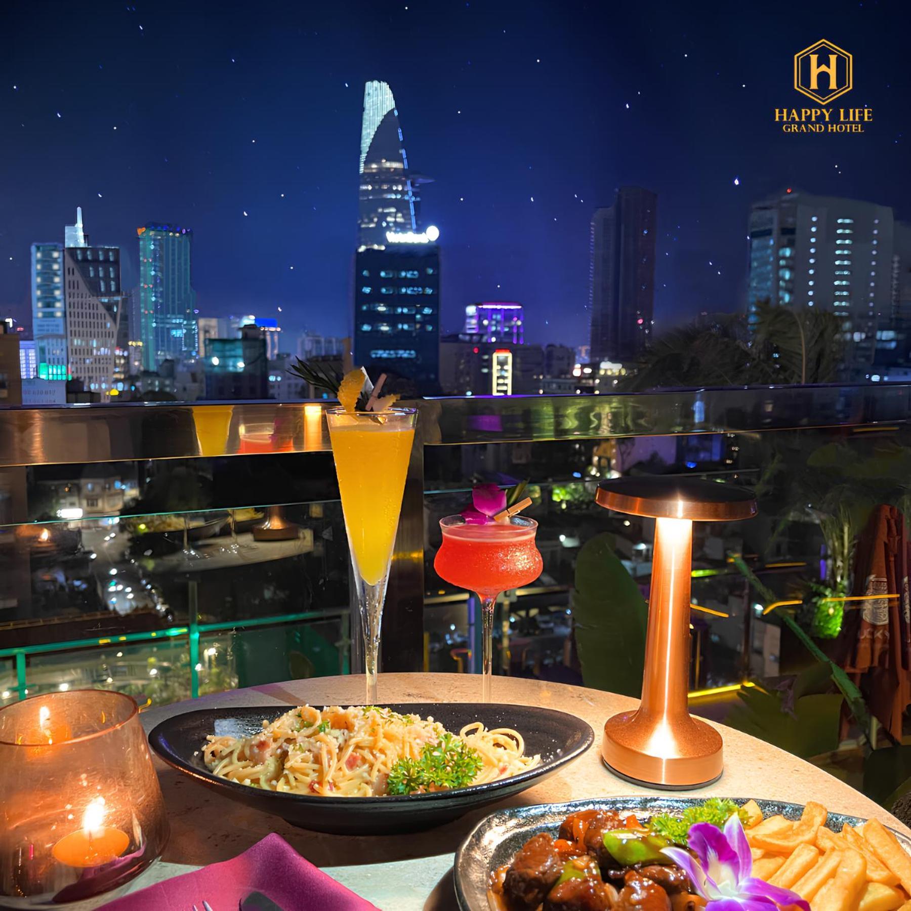 Lotus Central Hotel&SkyBar Ho Chi Minh-stad Buitenkant foto